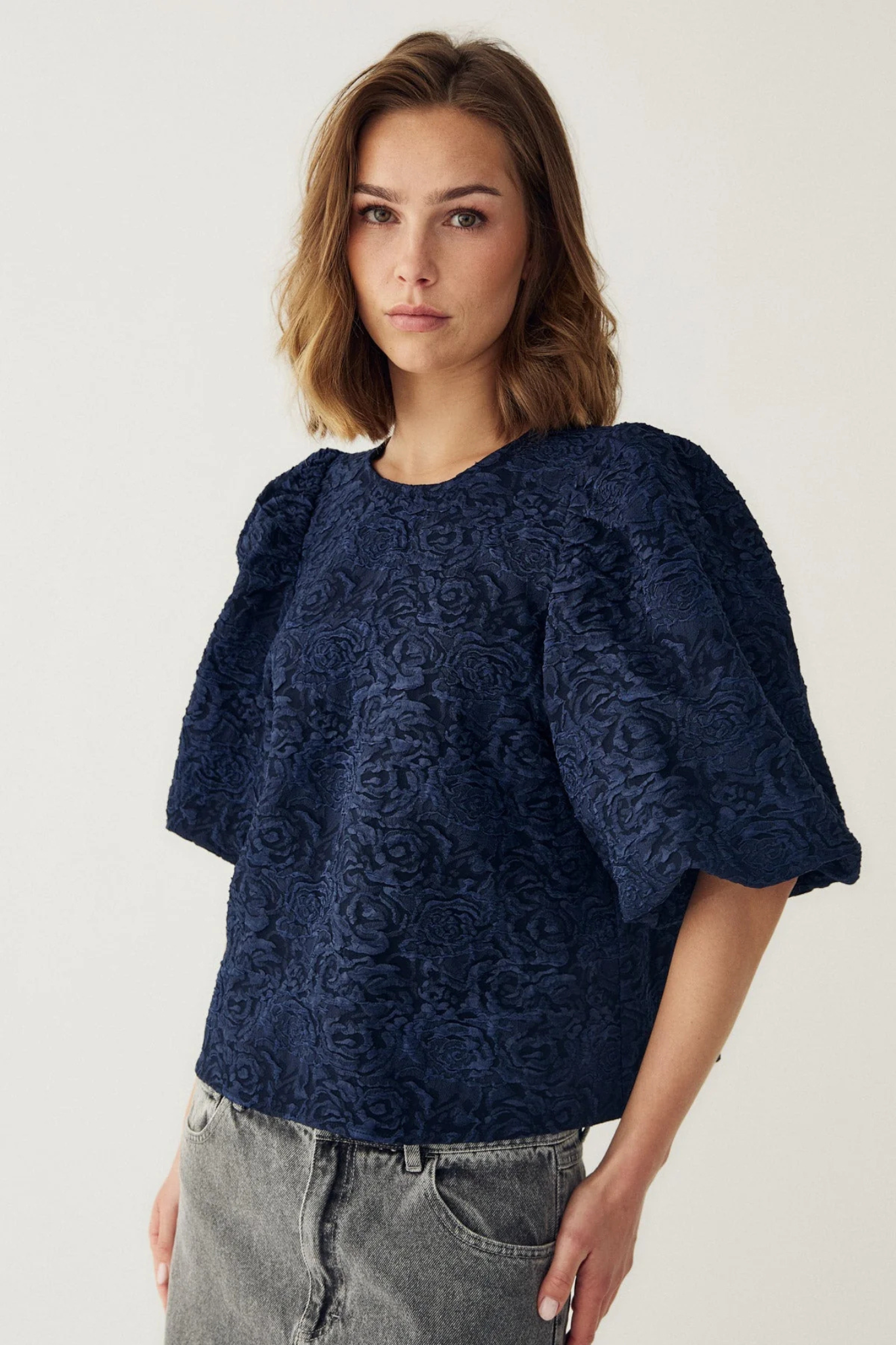 SHELLY BLOUSE - NAVY BLUE