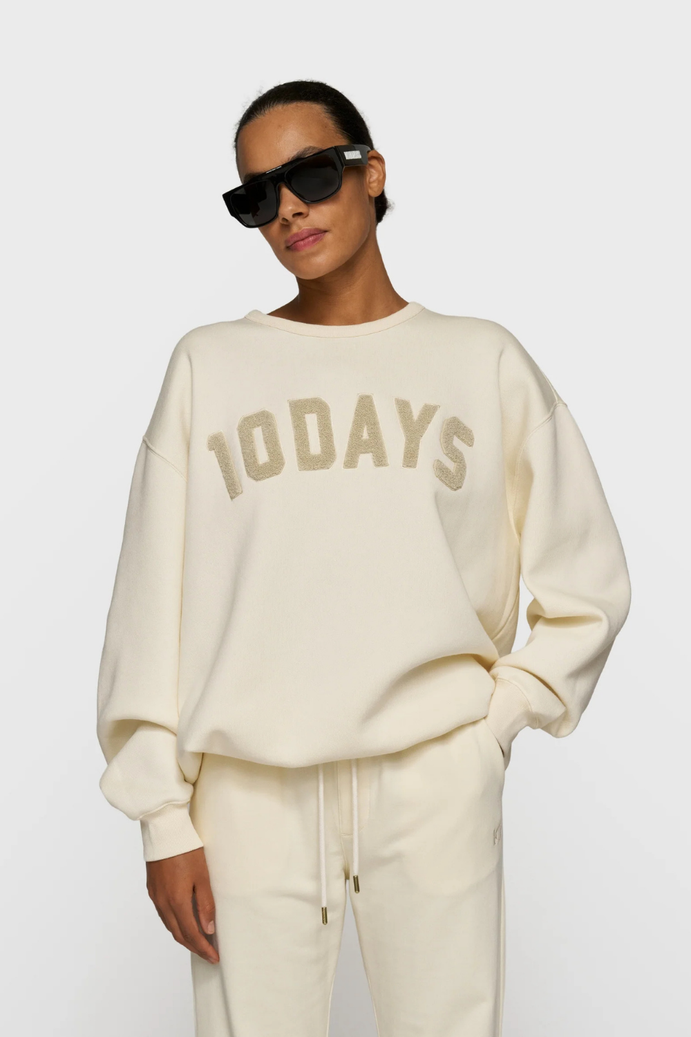 STATEMENT SWEATER - SOFT VANILLA