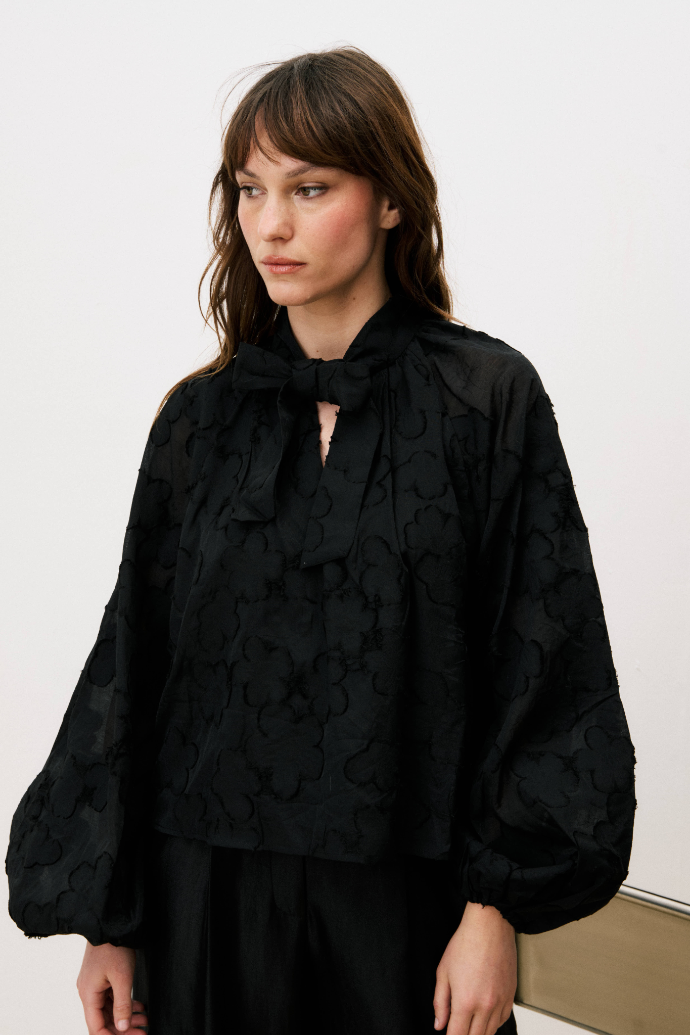 ESTEFAN BLOUSE - BLACK