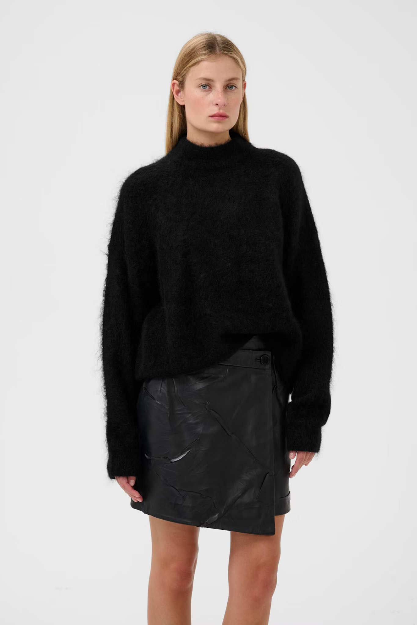 DEBBIE PULLOVER - BLACK
