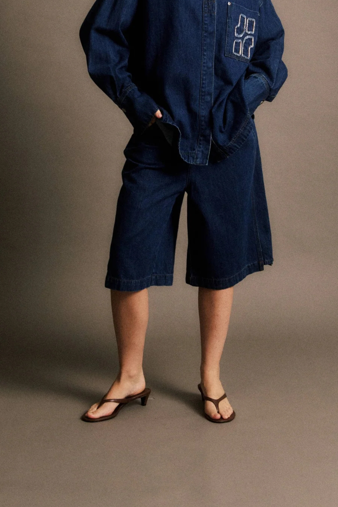 LAZARE BERMUDA - BLUE JEAN