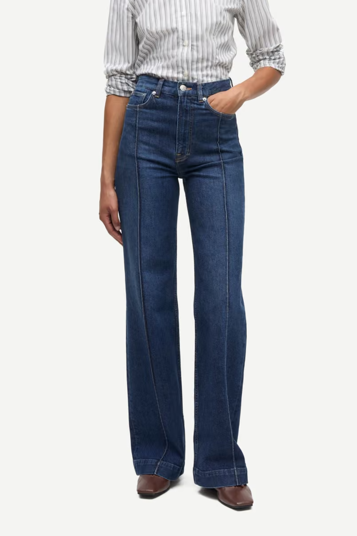 REBECCA TUCK JEANS  - PARIS BLUE COMFORT
