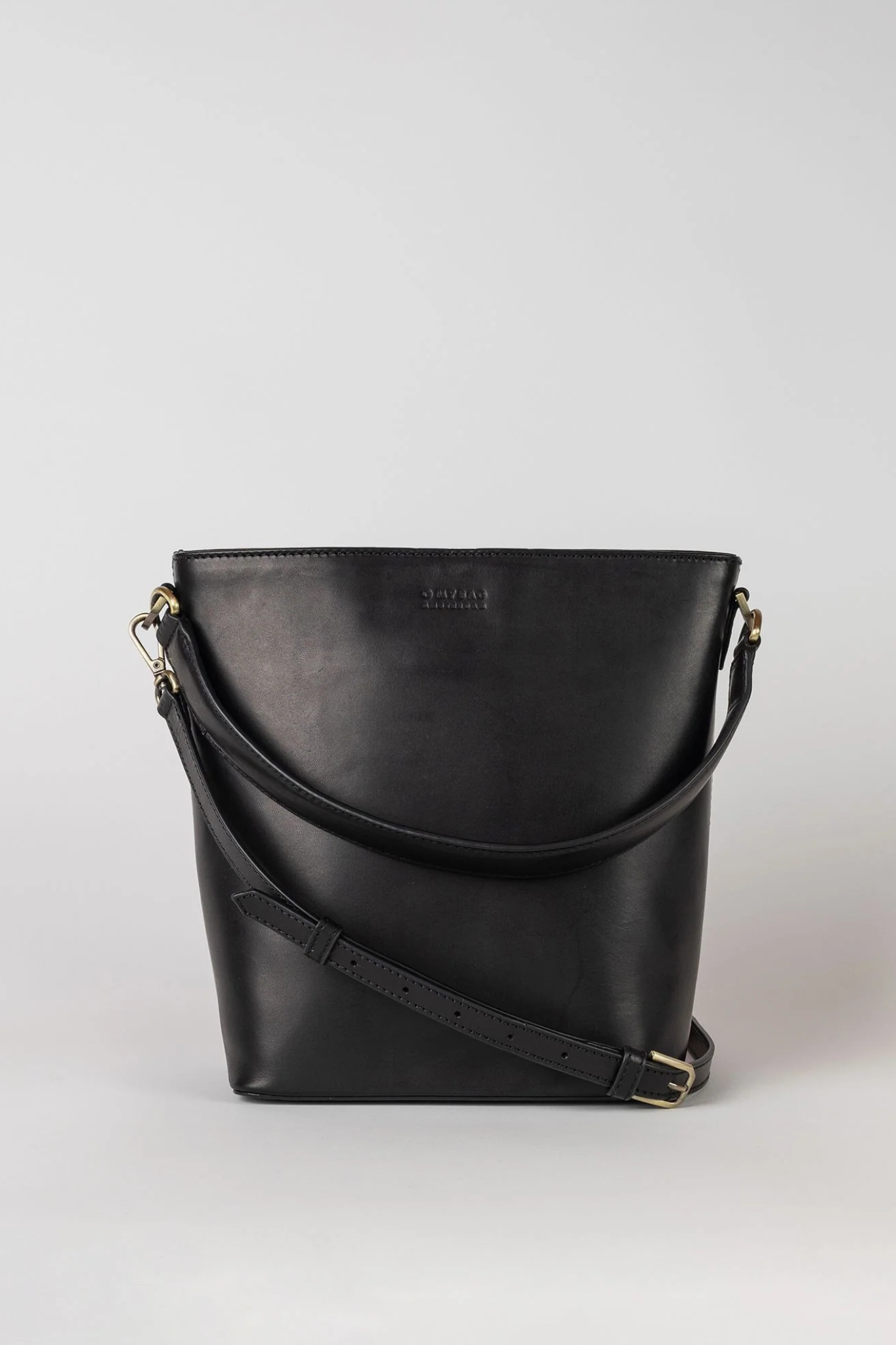 BOBBI BUCKET MAXI BAG - BLACK CLASSIC LEATHER