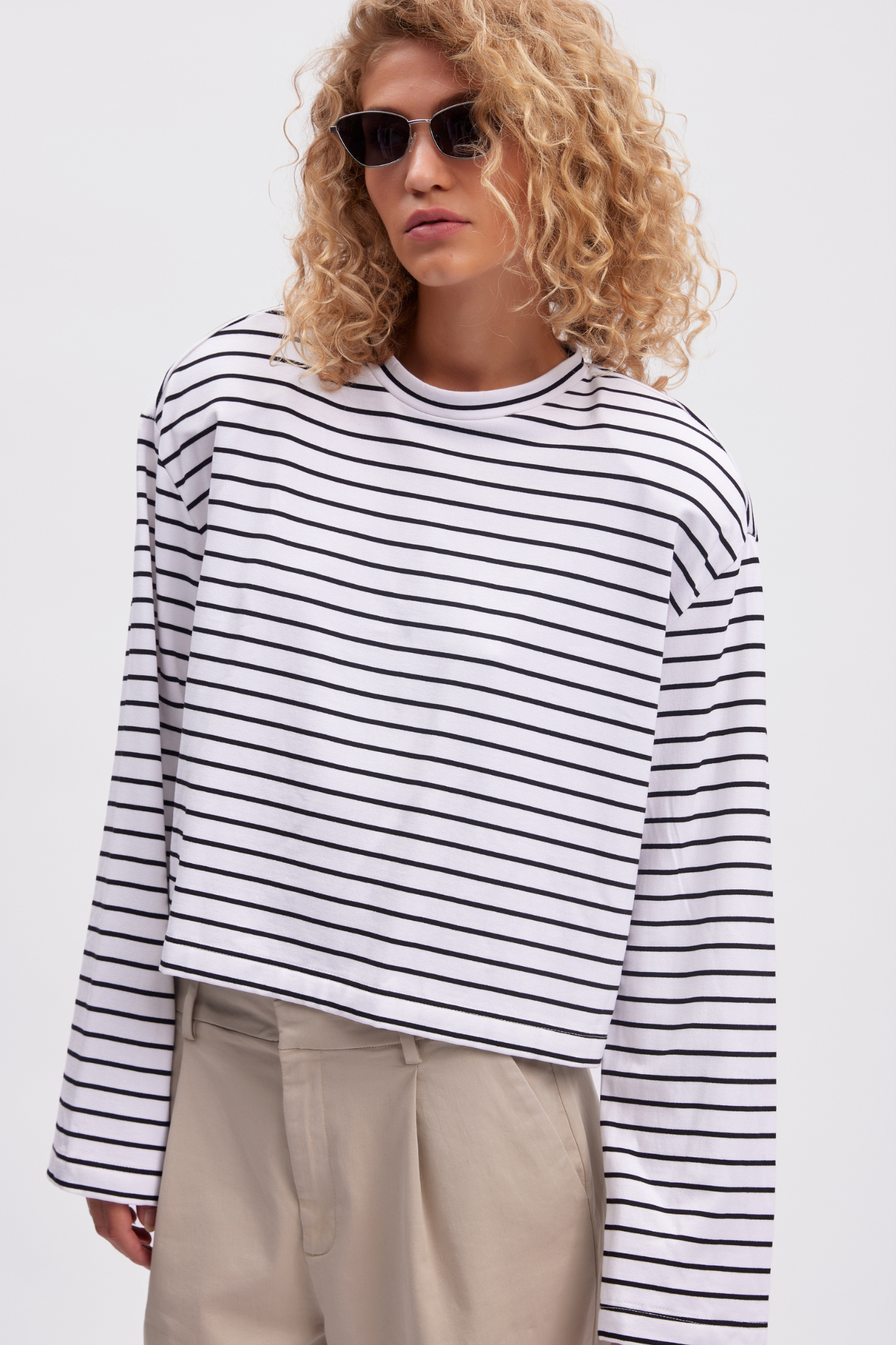 SIBA STRIPE TOP - WHITE BLACK STRIPE