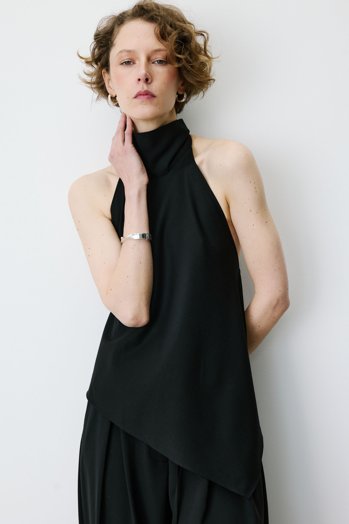 BINNI TOP - BLACK