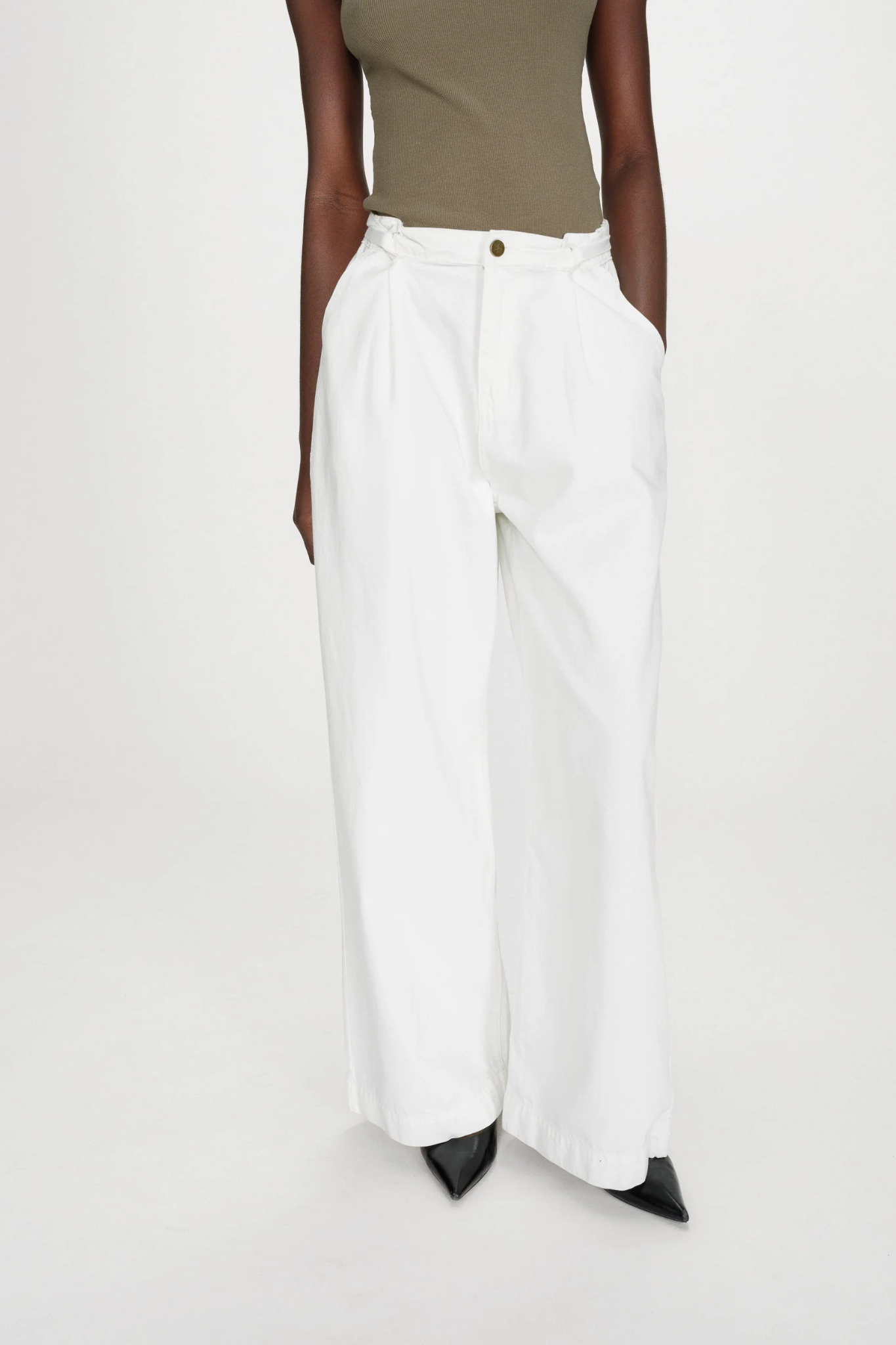 POMPON JEANS - WHITE