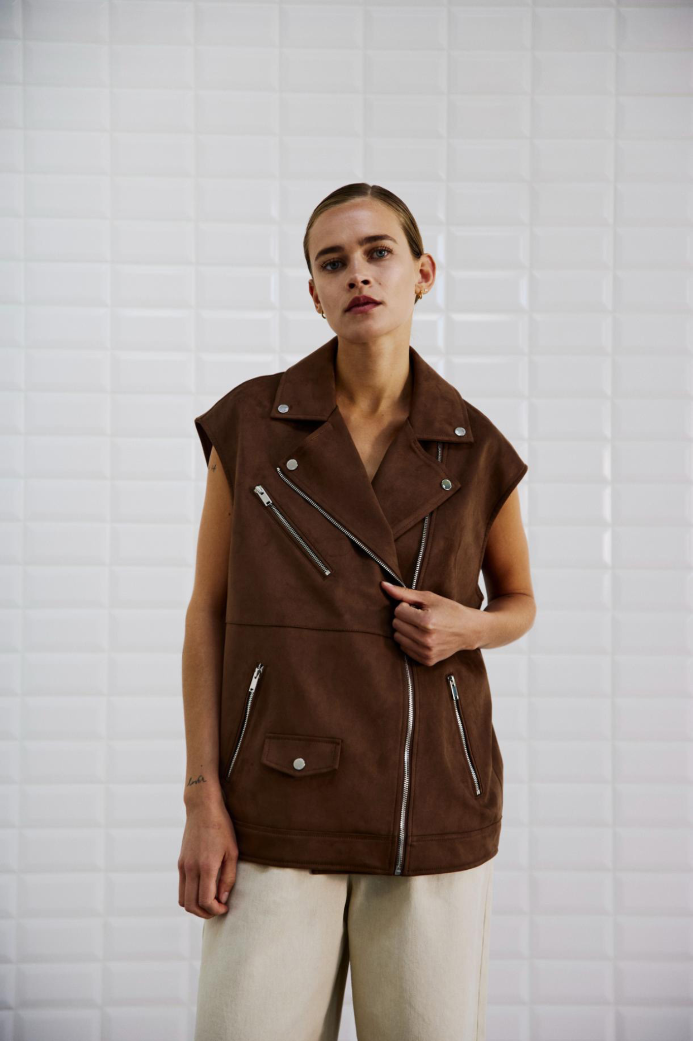 ANALINA VEGAN SUEDE VEST - SQUIRREL BROWN