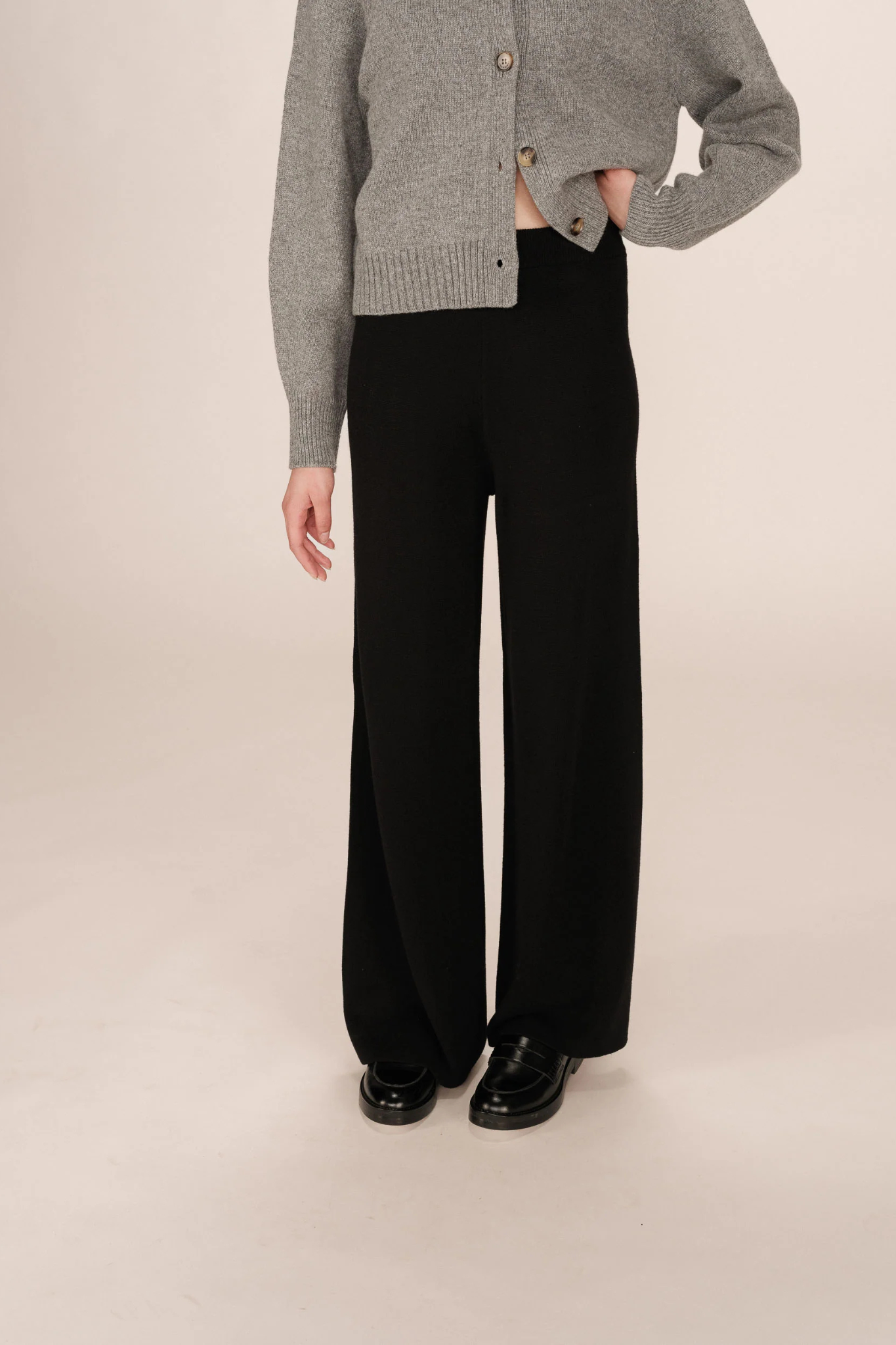 SAO KNIT PANTS - BLACK