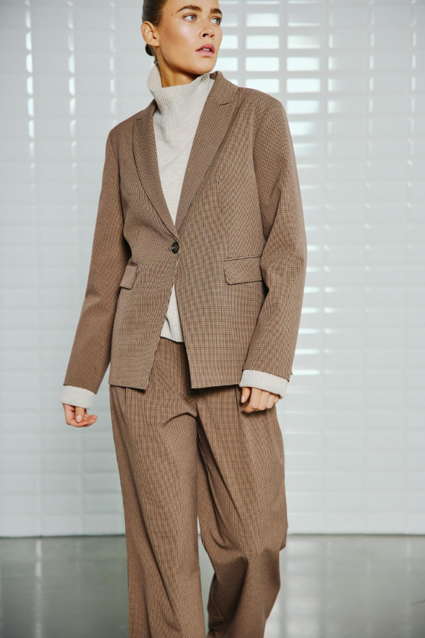 COLETTE TAILORED BLAZER - COGNAC CHECK