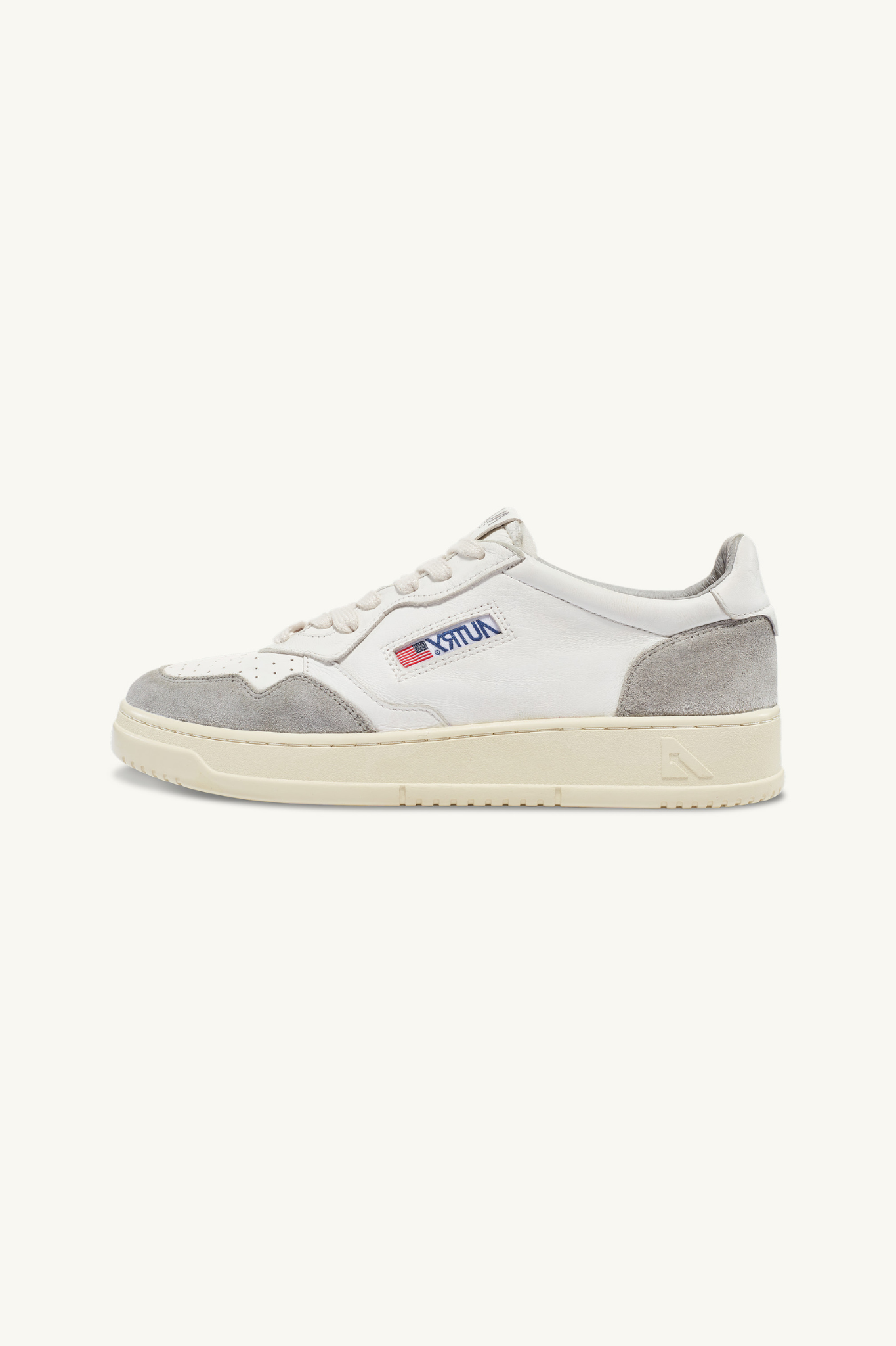 AULM-GS25 - MEDALIST LOW SNEAKERS IN WHITE GOATSKIN AND GRAY SUEDE
