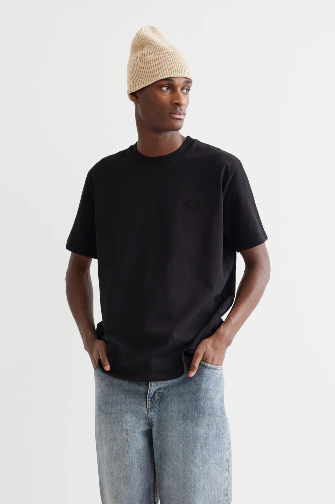 BAINE BASE TEE - BLACK