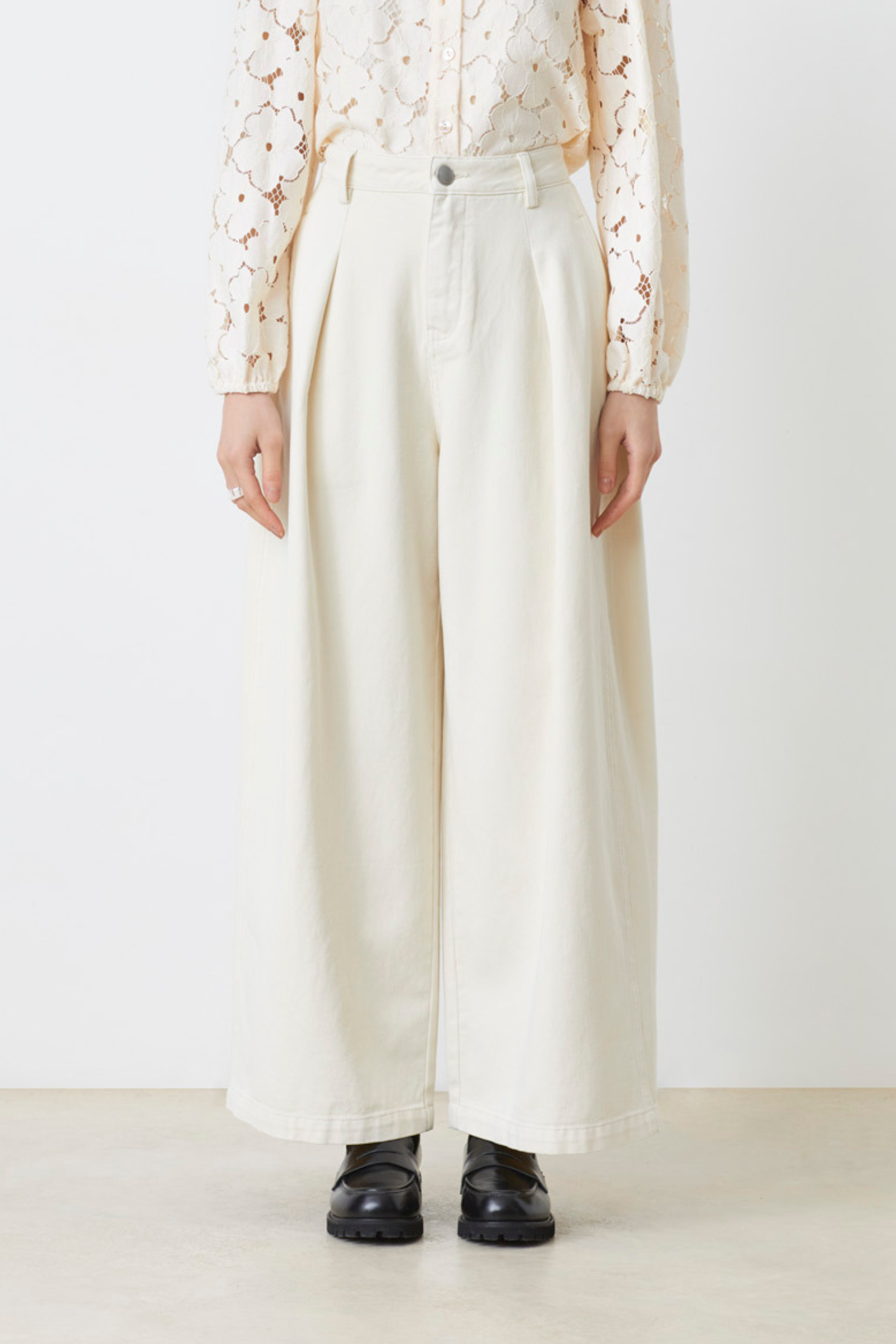 RIM JEANS - WHITE