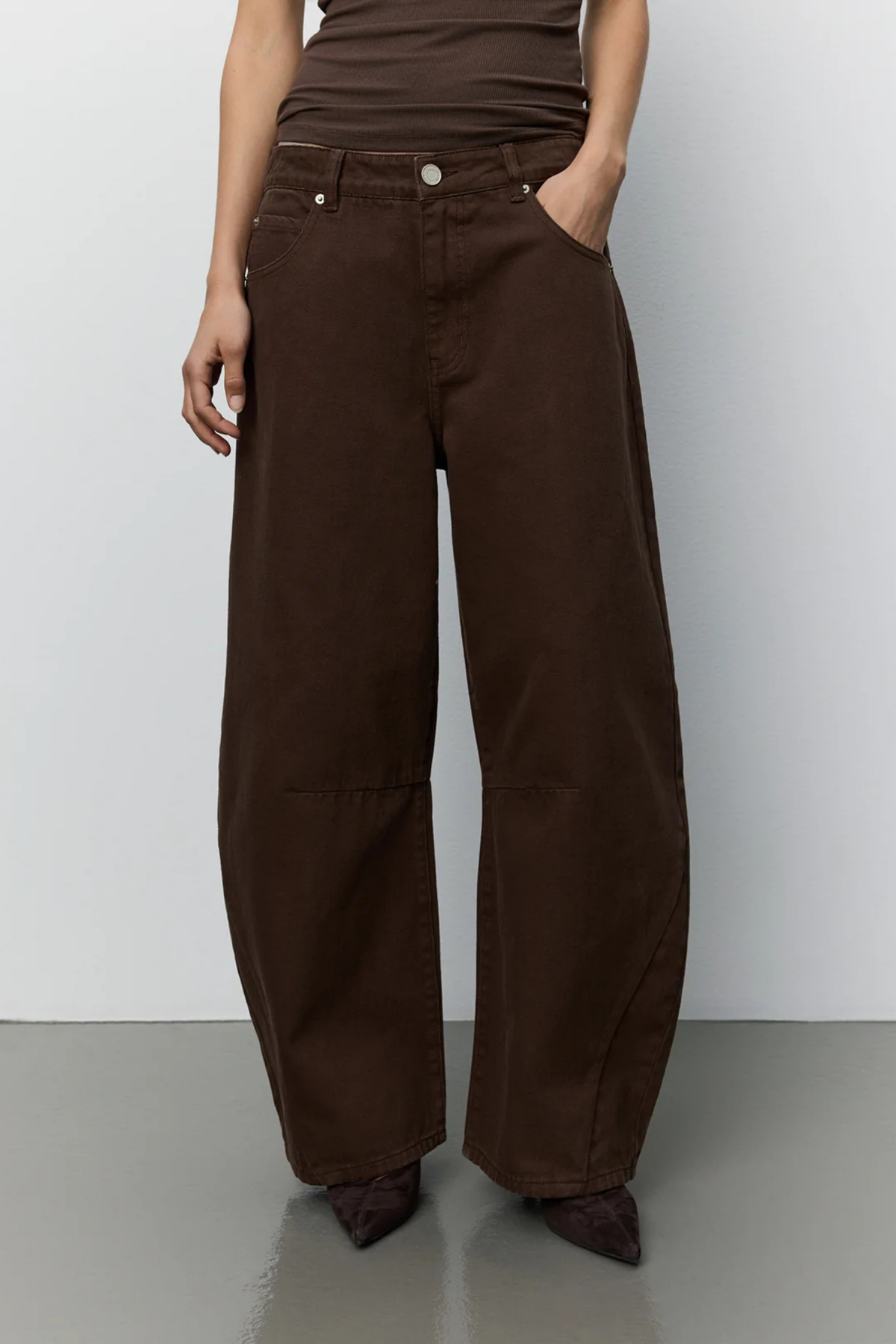 TOMAR JEANS - DARK BROWN