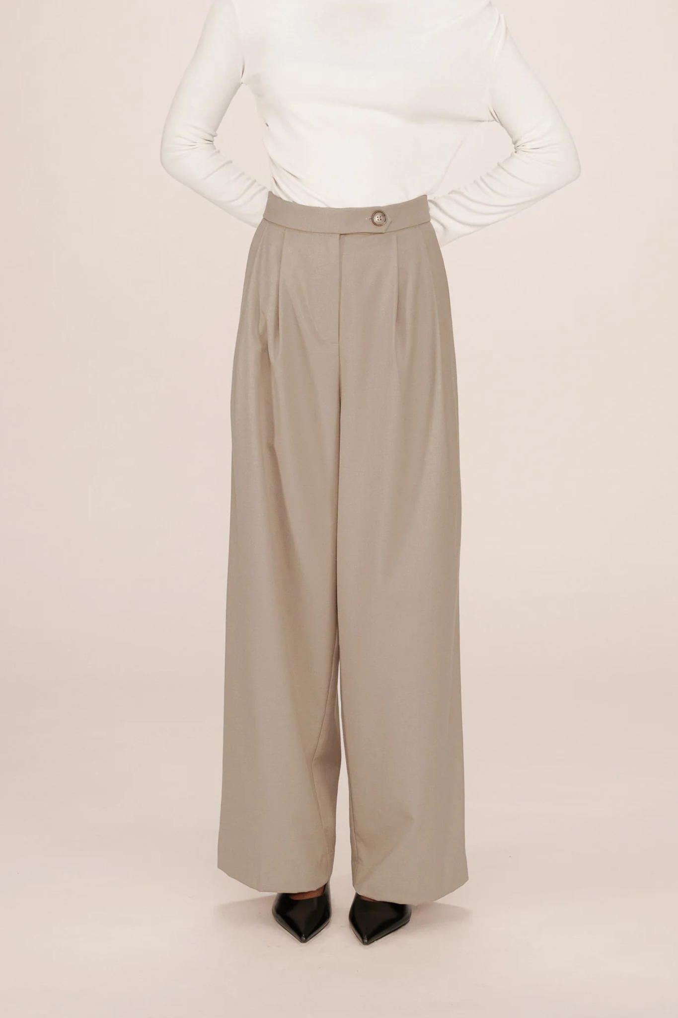 STROKES PANTS - BEIGE