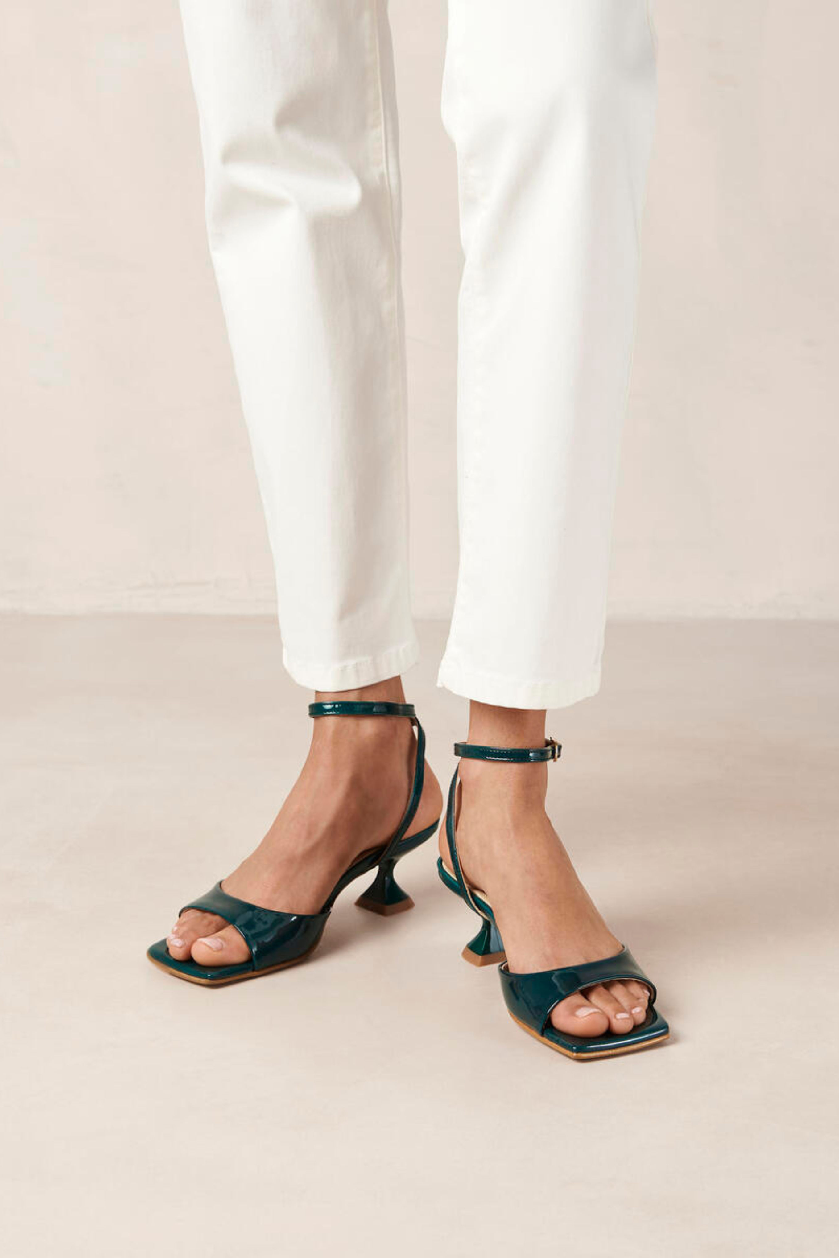 SKYE ONIX LEATHER SANDALS - JADE GREEN