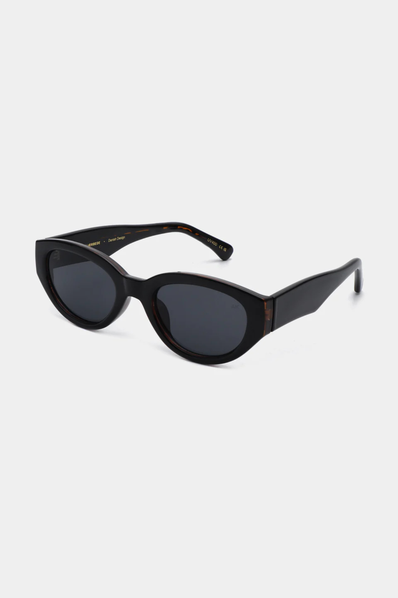 A. Kjaerbede winnie sunglasses in black. Front view