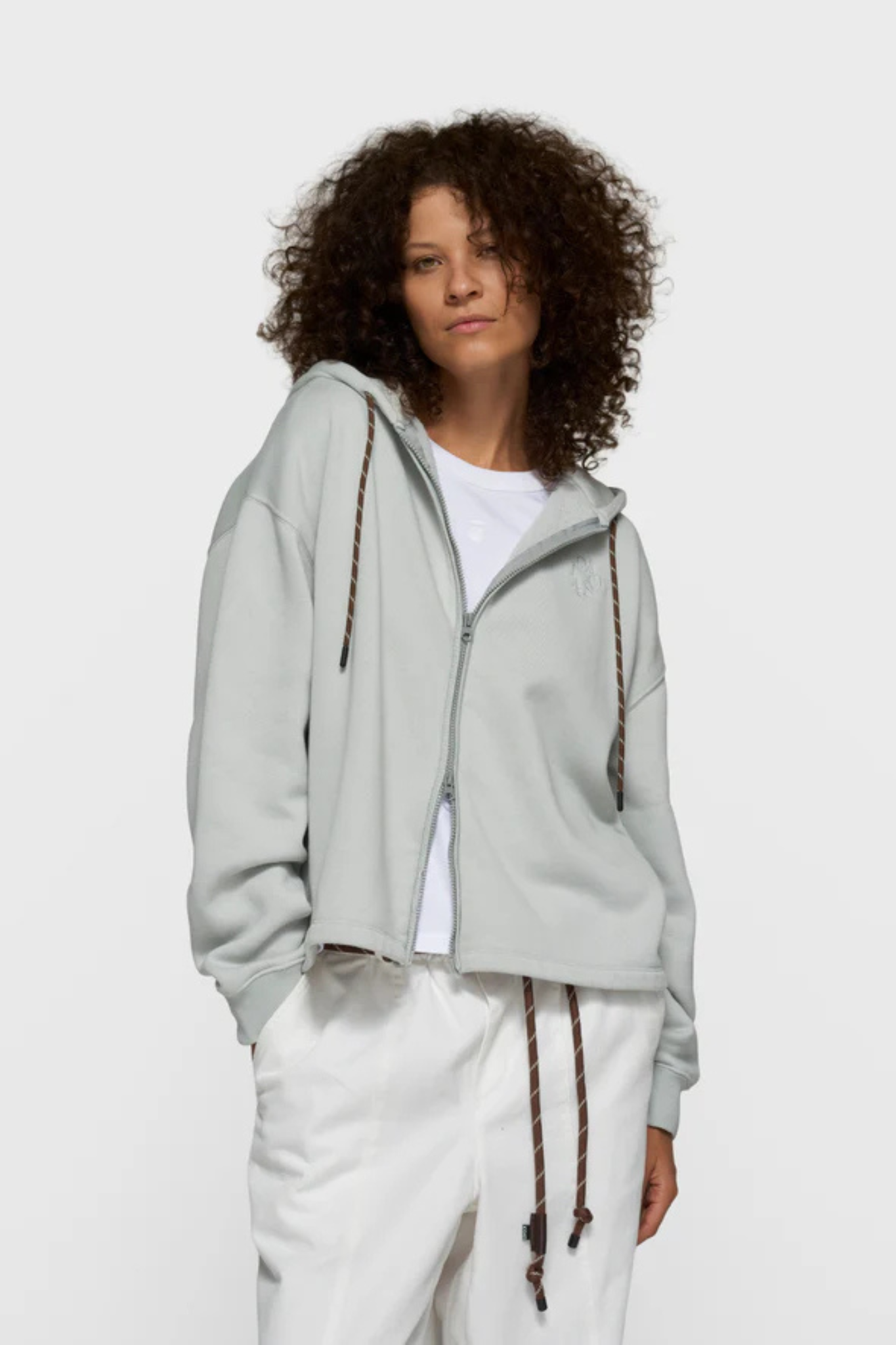 STATEMENT ZIP HOODIE - CLEAN BLUE