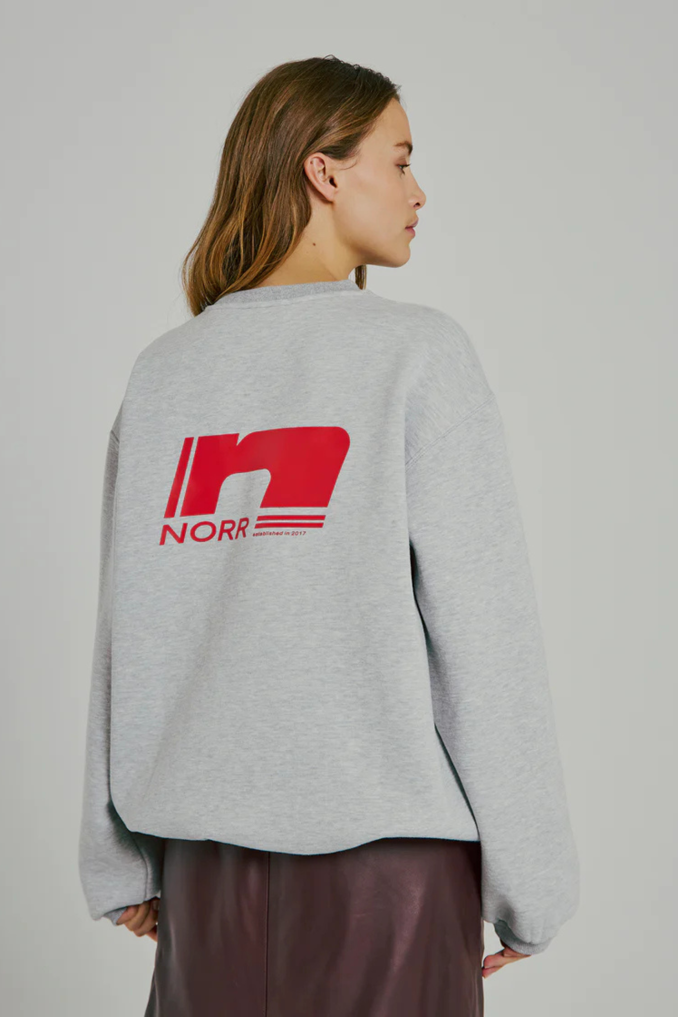 DAPHINE SWEAT TOP - LIGHT GREY W. RED PRINT
