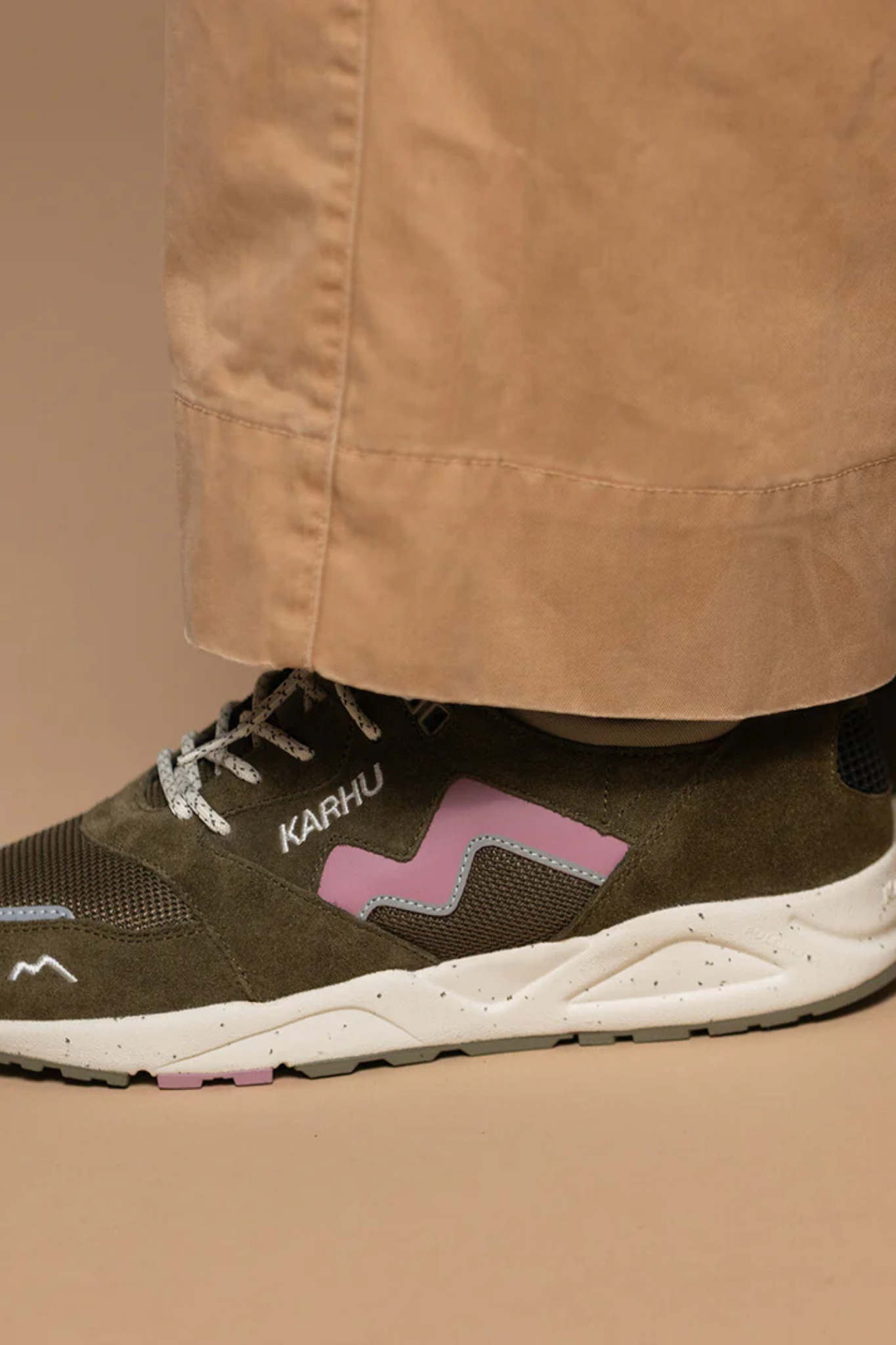 ARIA 95 WOMEN SNEAKERS - BEECH/LILAS