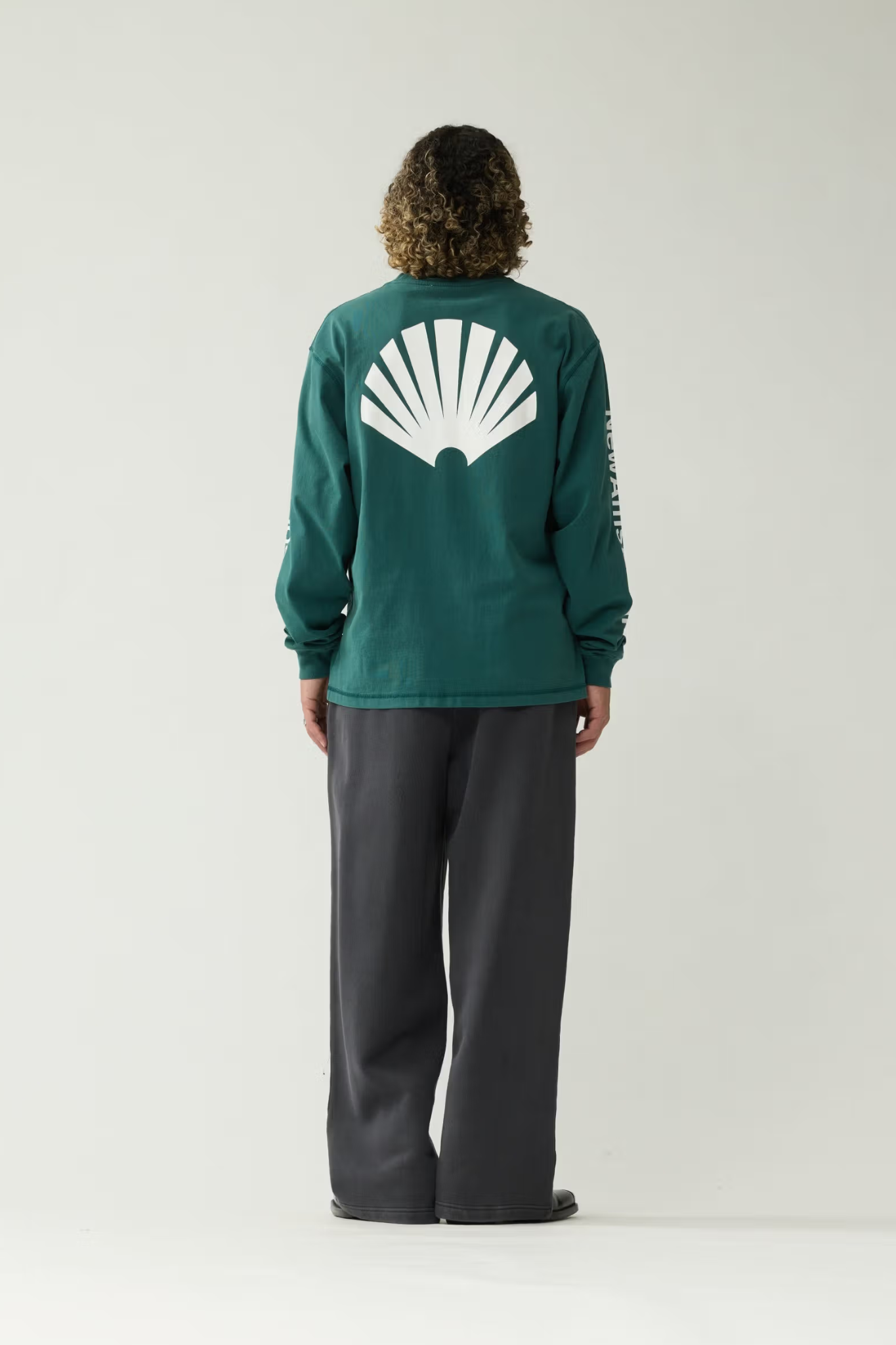LOGO LONGSLEEVE T-SHIRT - BOTTLE GREEN/WHITE