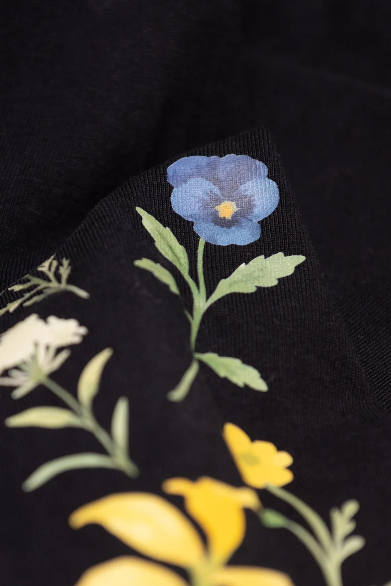 ROBIN LONGSLEEVE T-SHIRT - BLACK