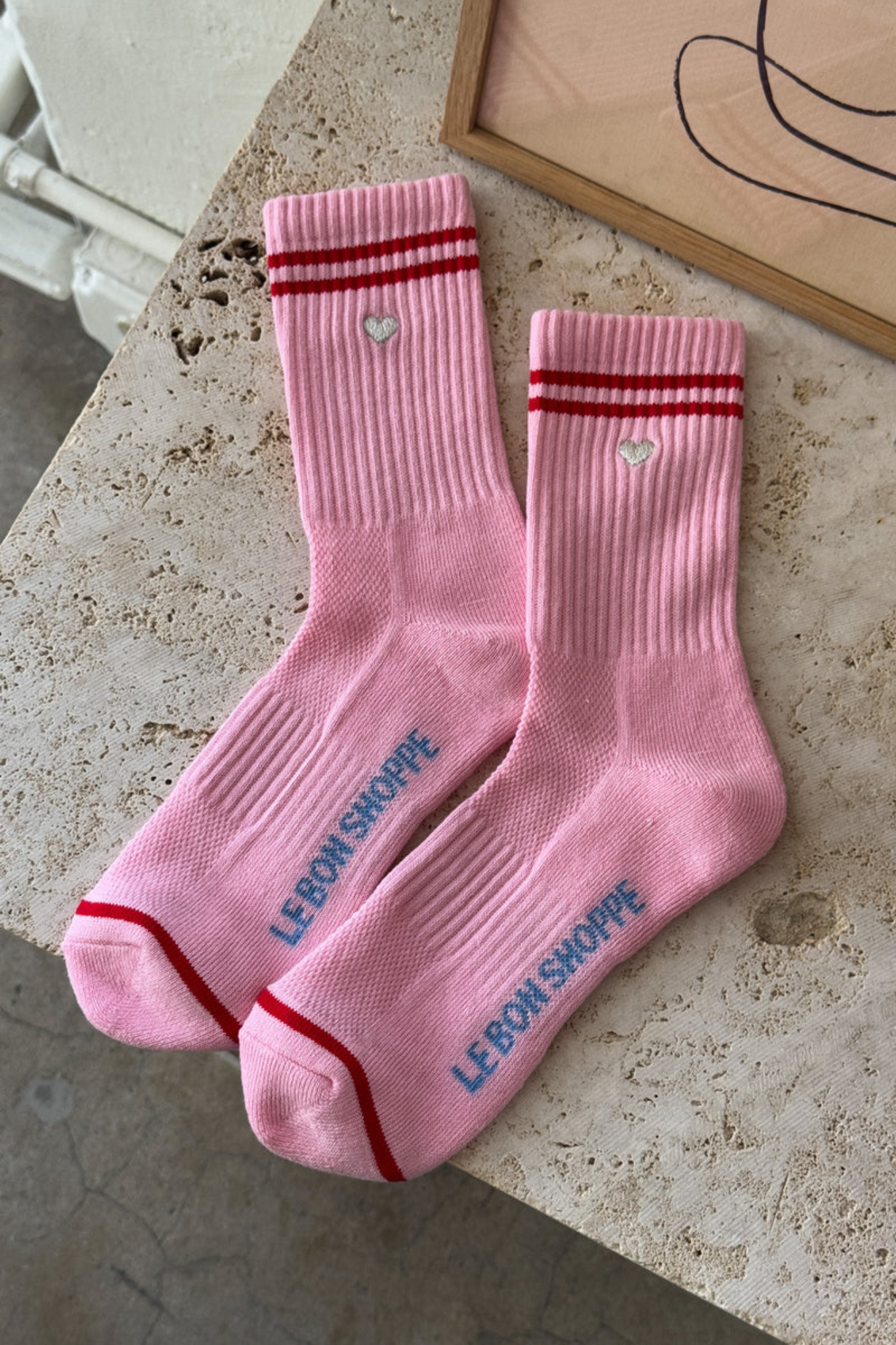 EMBROIDERED BOYFRIEND SOCKS - AMOUR PINK + HEART