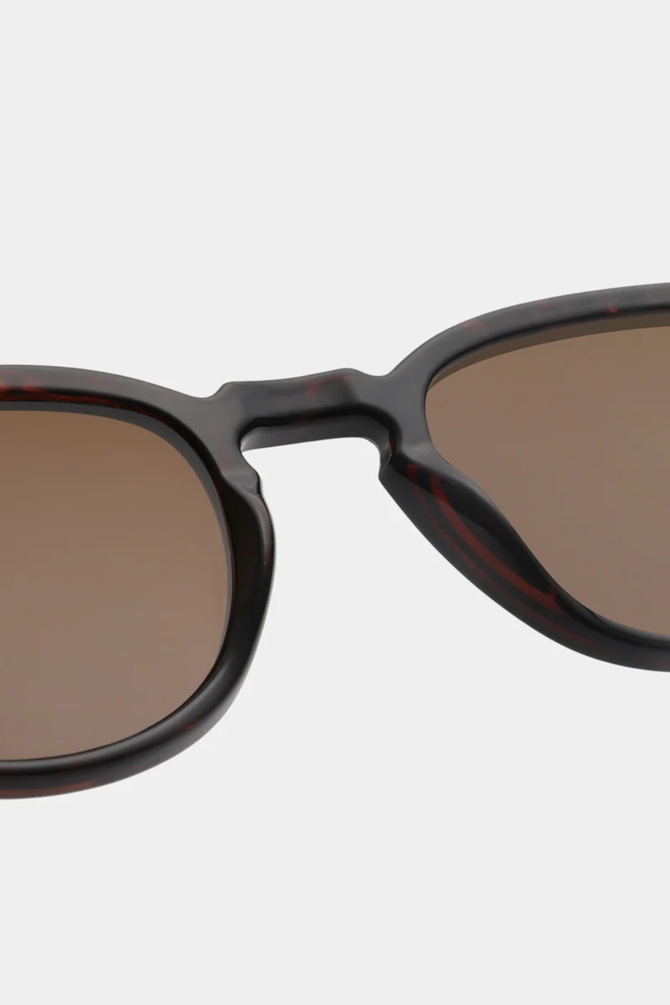 BATE SUNGLASSES - DEMI TORTOISE