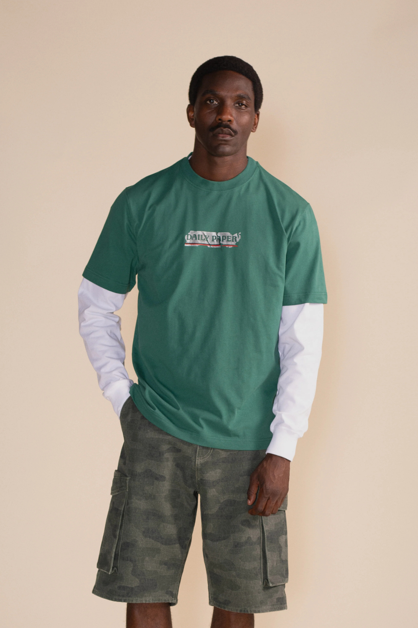DIAS STICKER SS T-SHIRT - GREEN