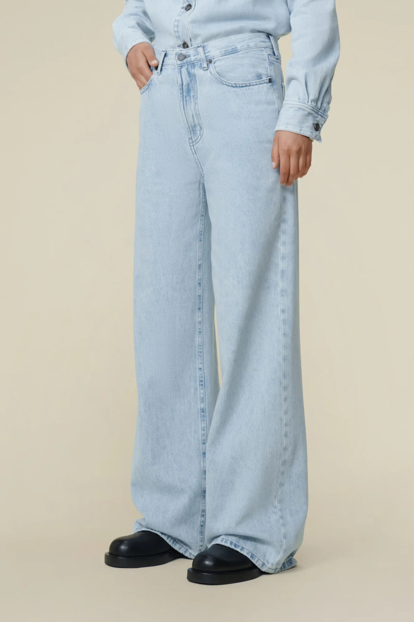 SKATER LOOSE Z JEANS - SNOW BLEACH