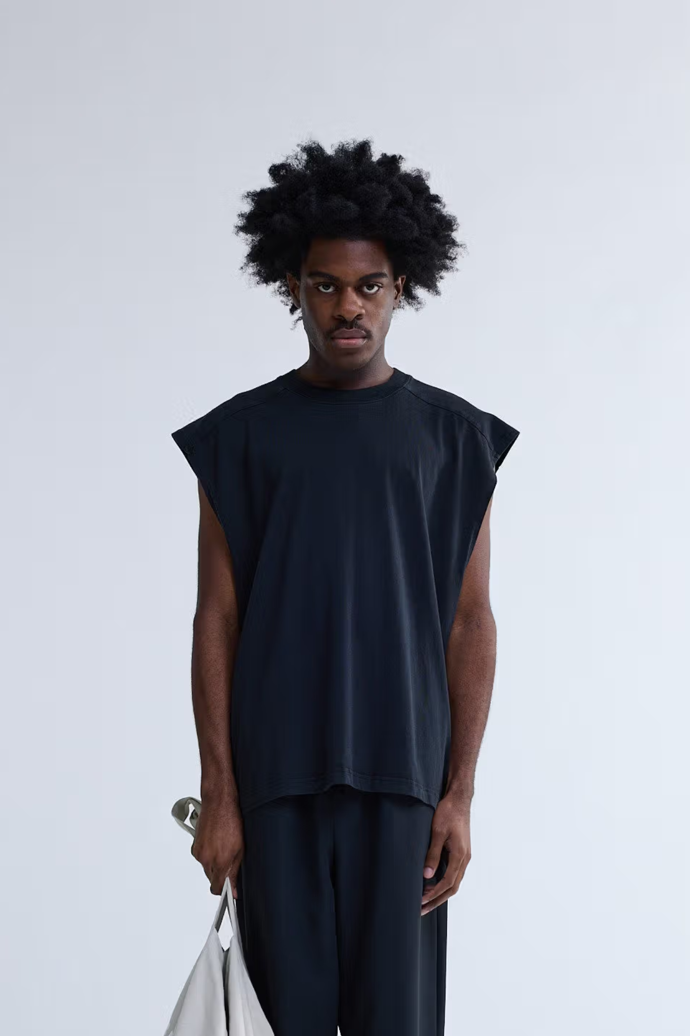 NAME SLEEVELESS T-SHIRT - BLACK