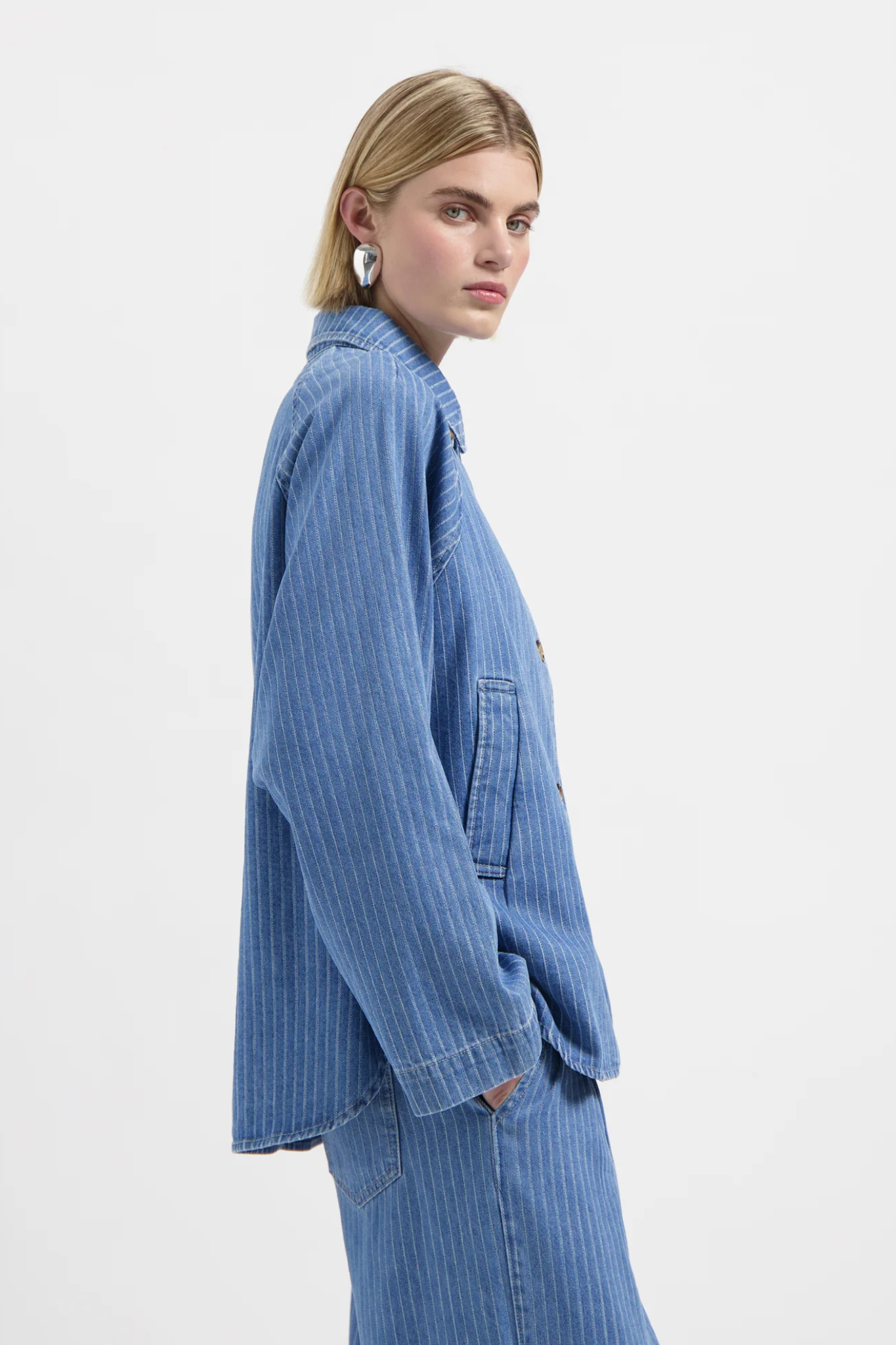 BESS SHIRT - LIGHT BLUE STRIPE