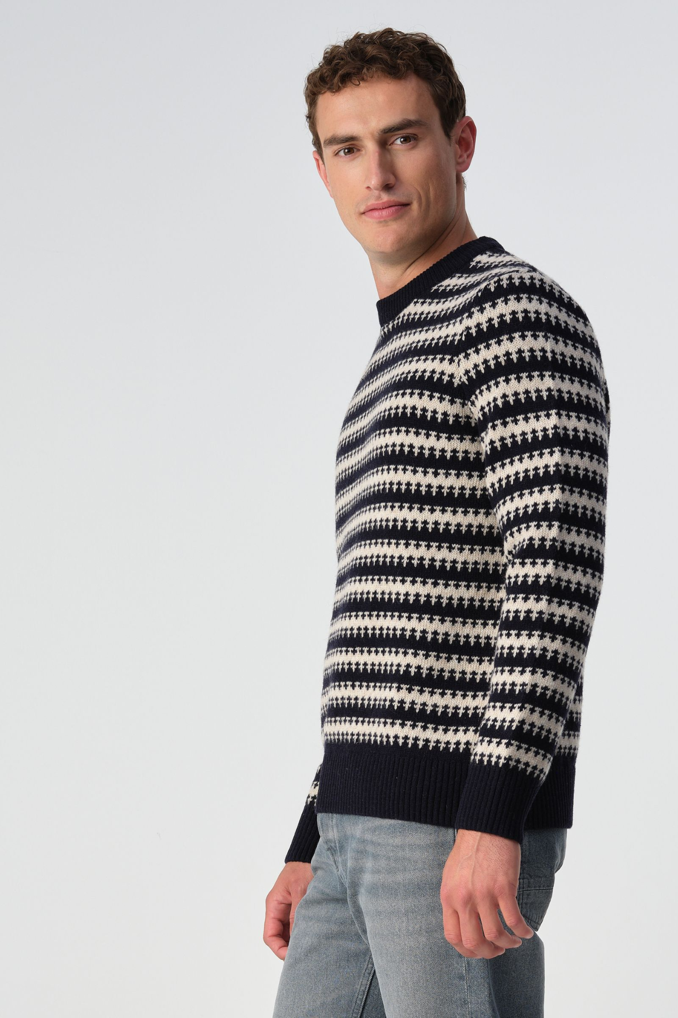 BRAM CREWNECK SWEATER - CRYSTAL BEIGE GRAY
