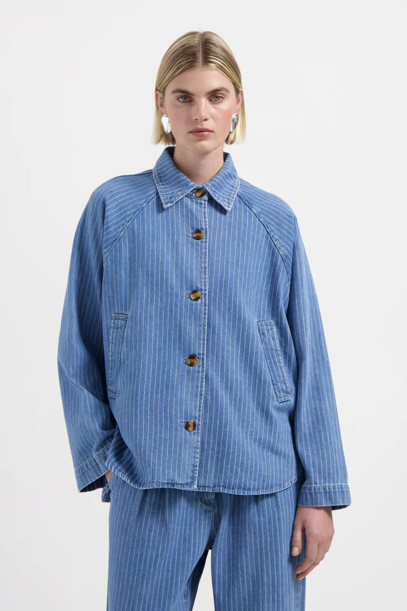 BESS SHIRT - LIGHT BLUE STRIPE