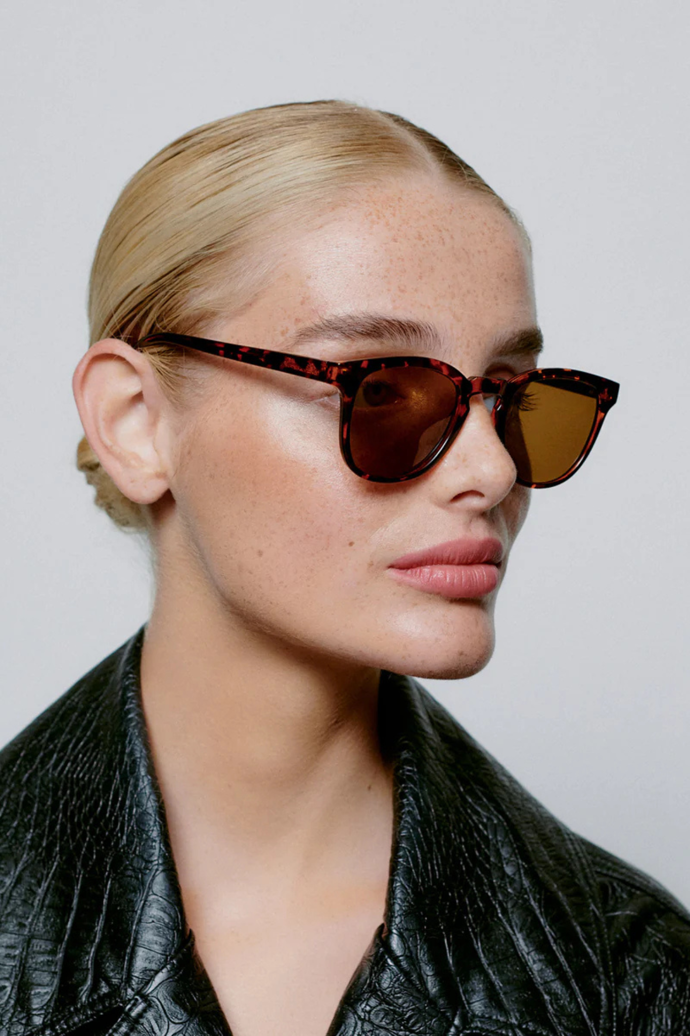 BATE SUNGLASSES - DEMI TORTOISE