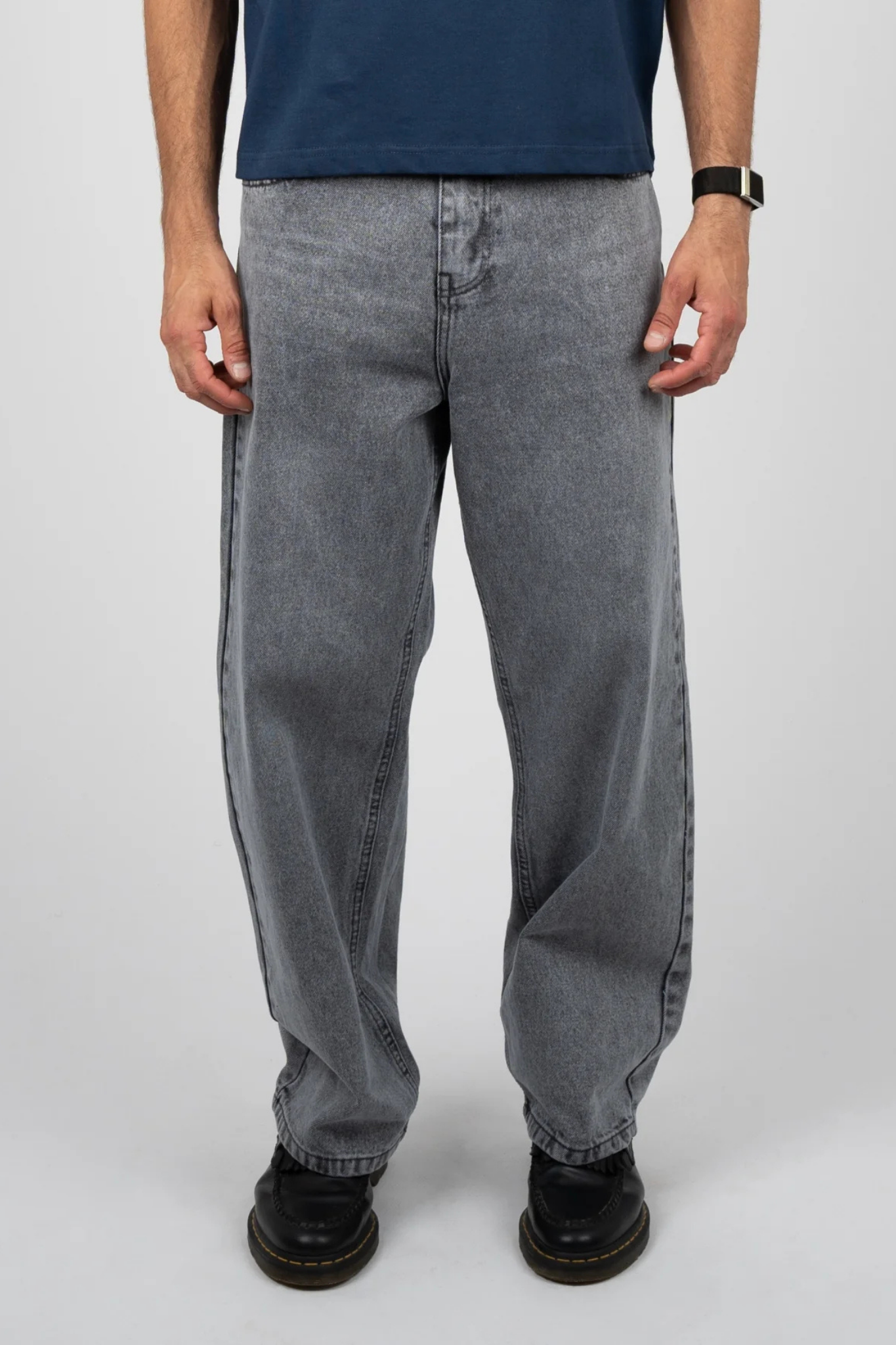 MILANO RELAXED DENIM JEANS - WASHED GREY