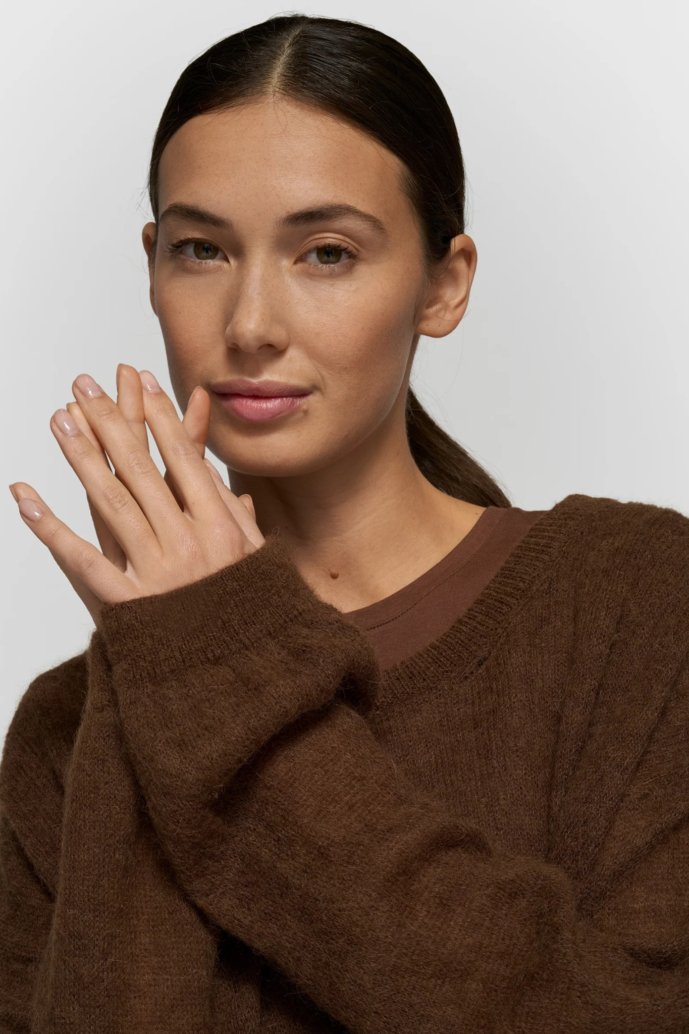 THIN KNIT SWEATER - DARK TRUFFLE