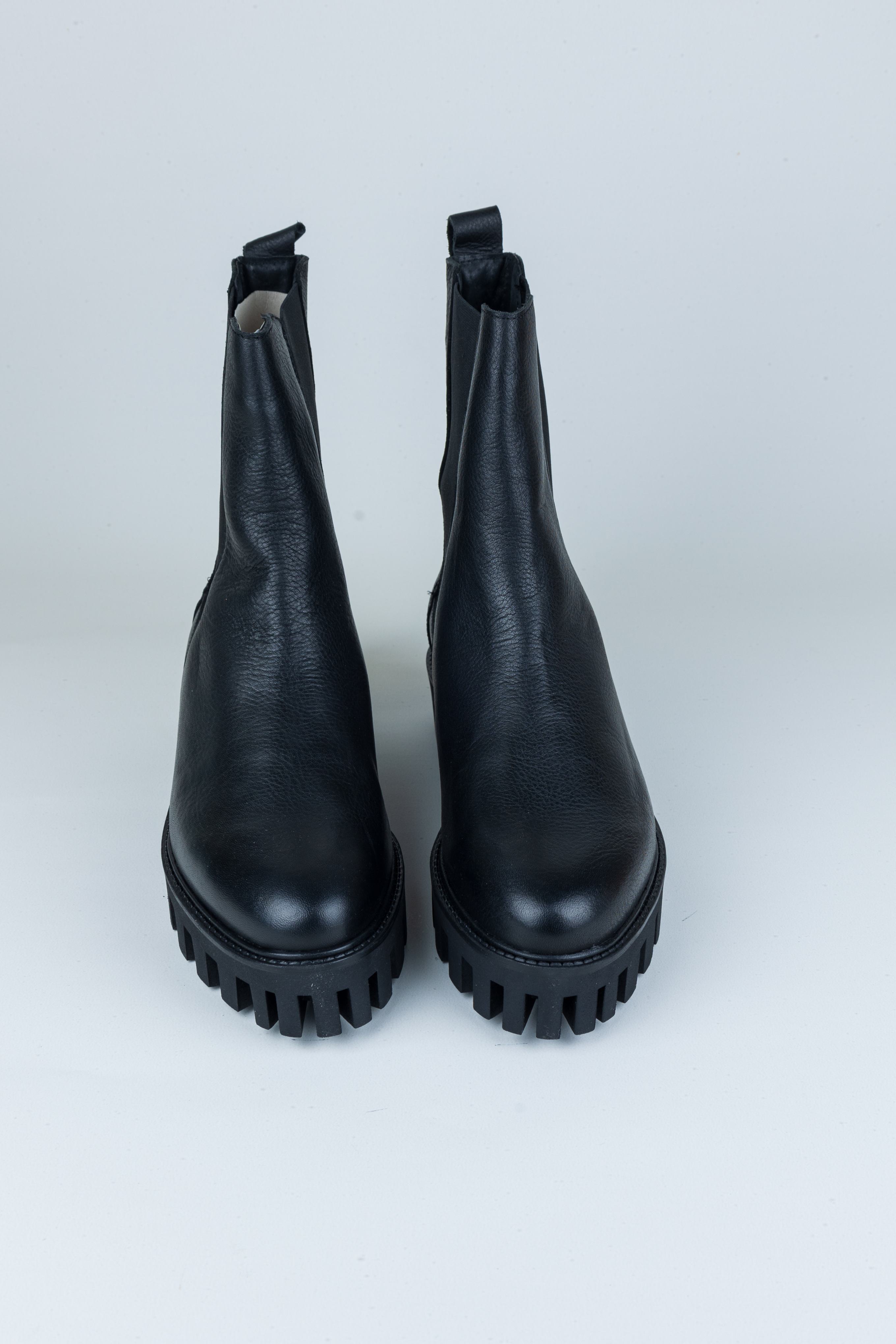 OU - BEE CARTEL 6-A BOOT - BLACK LEATHER