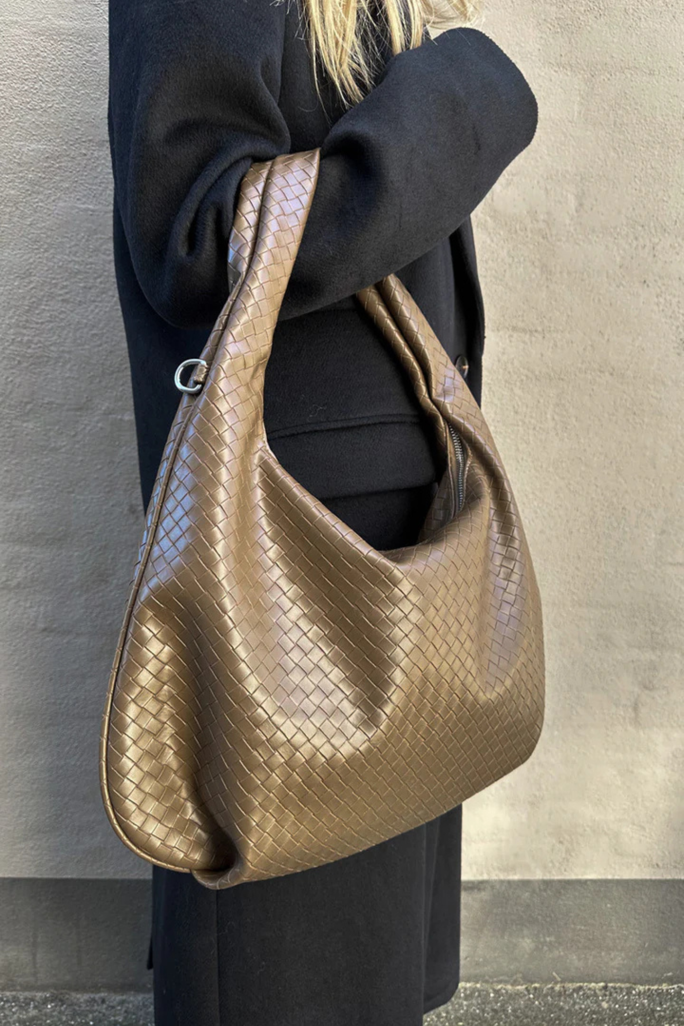 PEONY HOBO BAG - DARK OLIVE