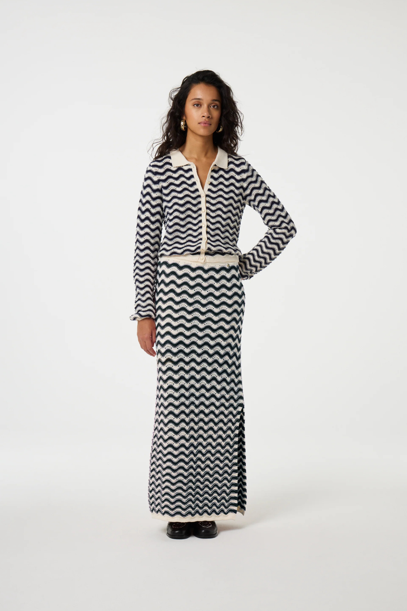CARO CROCHET LONGSLEEVE CARDIGAN - AFTER MIDNIGHT BLUE