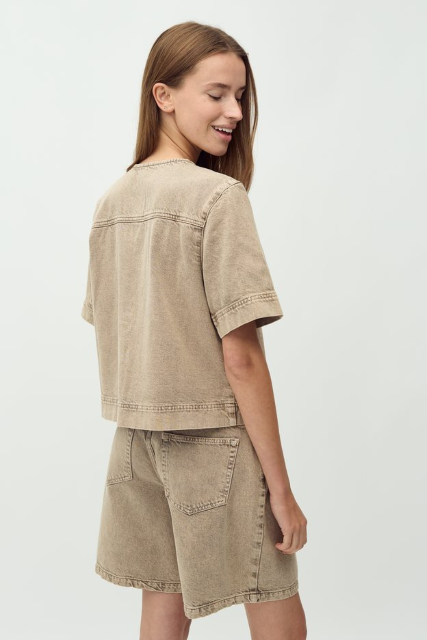 REELA MAYAFABS SHIRT - BEIGE WASHED DENIM