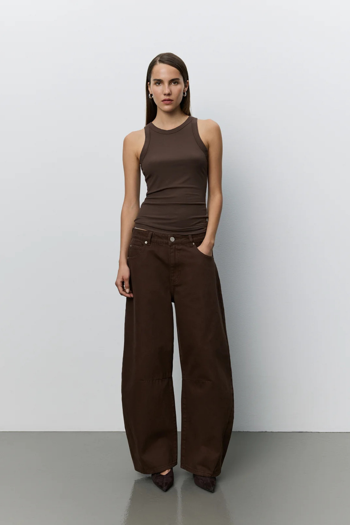 TOMAR JEANS - DARK BROWN