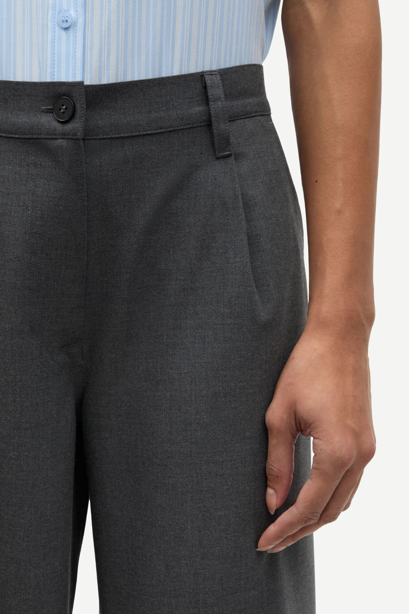 HARPER PLEAT SHORTS - BLUE SHADOW