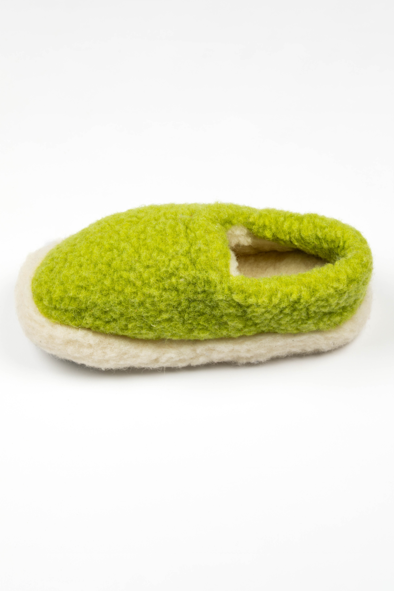 FULL WOOLLEN SLIPPERS - PEA GREEN