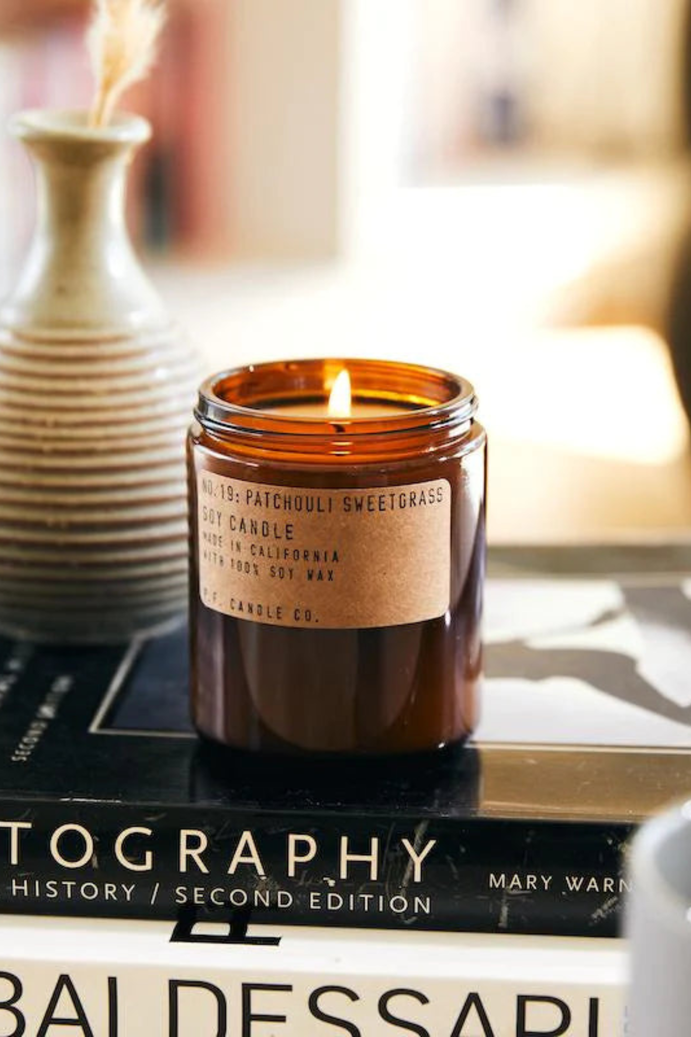 N°19 CANDLE - PATCHOULI SWEETGRASS