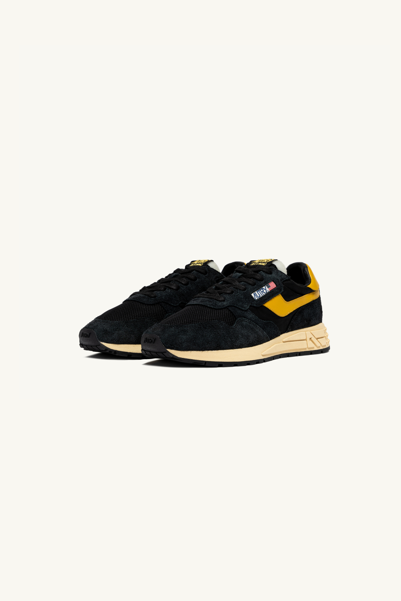 WWLM-UT21 - REELWIND LOW MEN SNEAKERS - SUEDE/NET BLACK/YELLOW