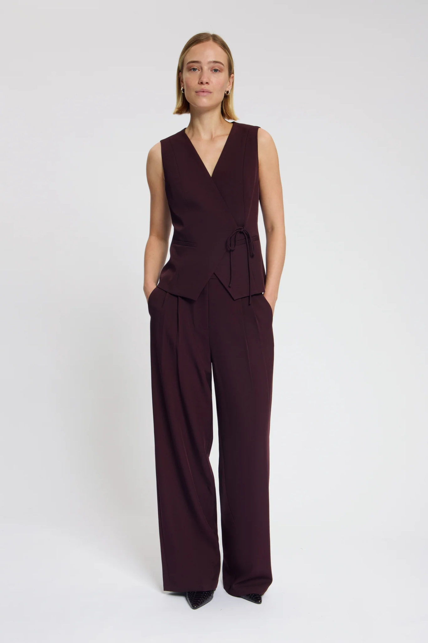 ESCA TIE VEST - BORDAUX