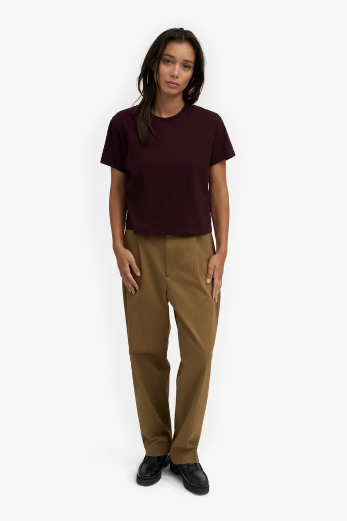 BIOLOGISCH BOXY CROP T-SHIRT - OXBLOOD ROOD
