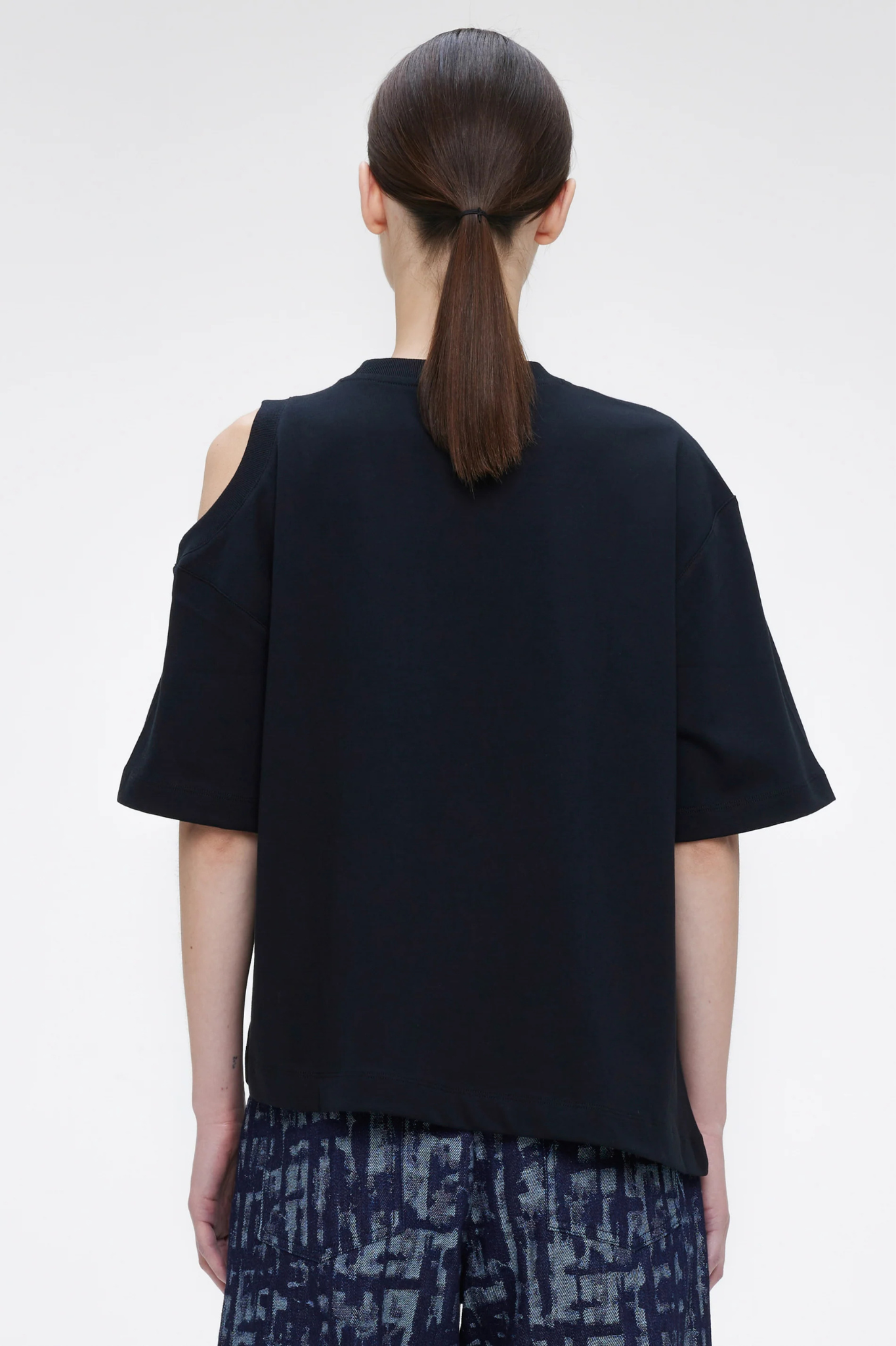 MARU T-SHIRT - BLACK