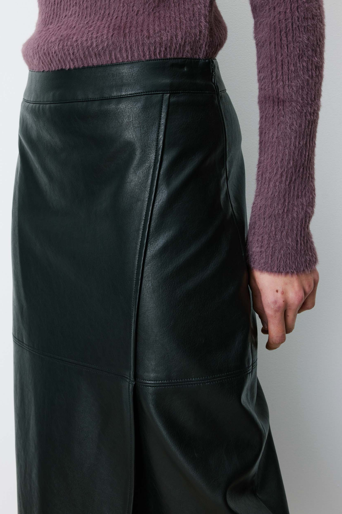 AENOR SKIRT - BLACK