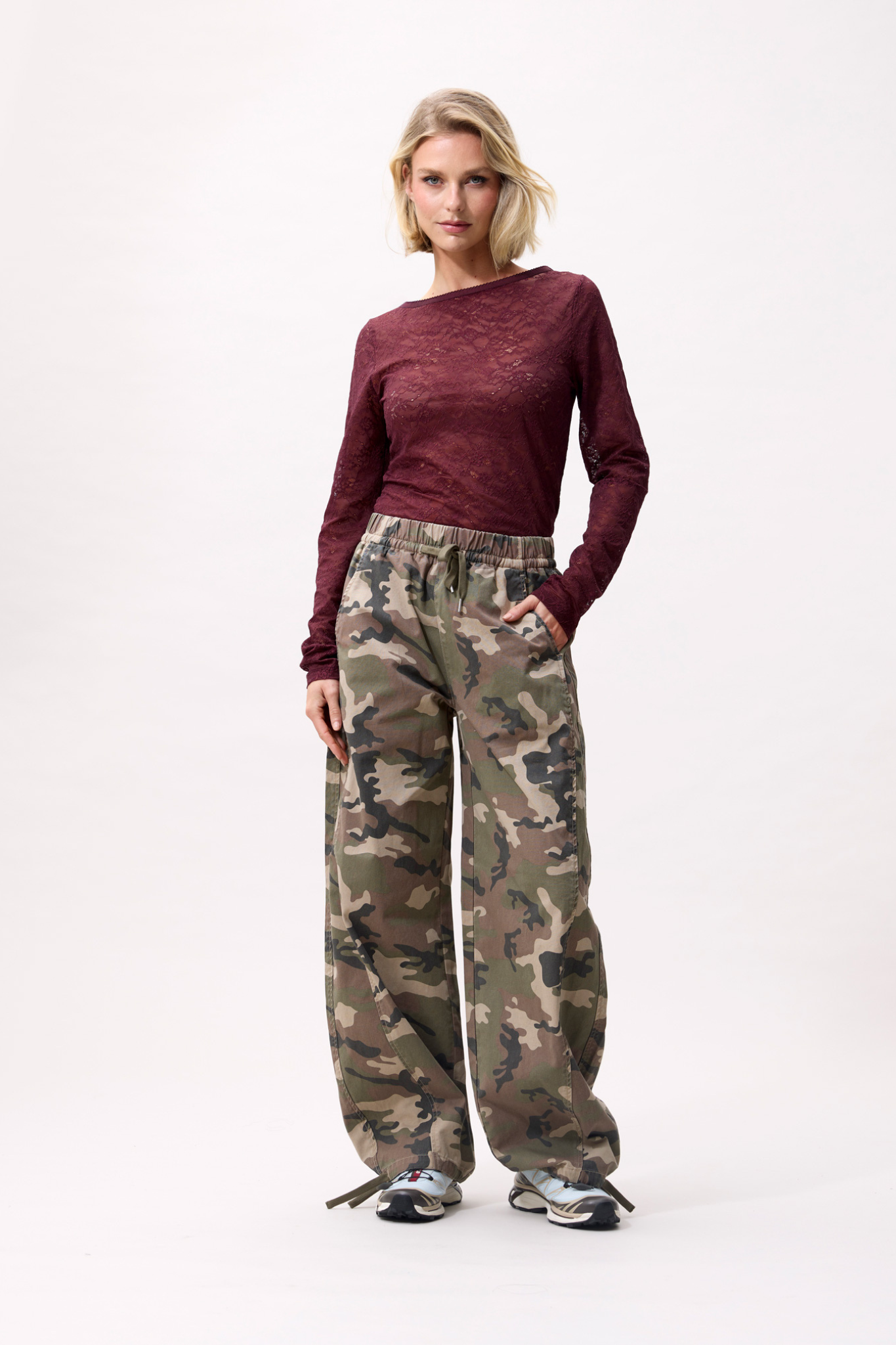 LACE LONG SLEEVE - MERLOT